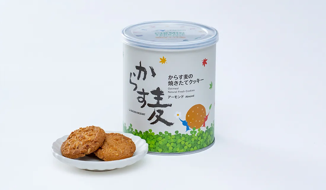 バッケンモーツアルト「からす麦の焼きたてクッキー缶（ステッカー付ピクミンテラスパッケージ）」